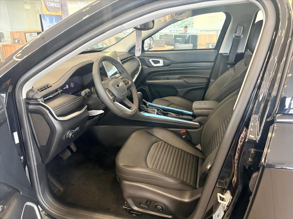 COMMANDER 1.3 T270 TURBO FLEX LONGITUDE AT616