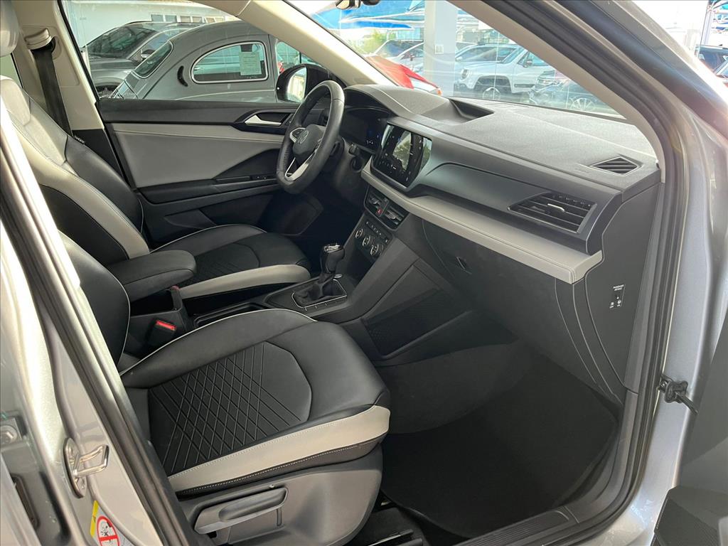 TAOS 1.4 250 TSI TOTAL FLEX COMFORTLINE AUTOMÁTICO13