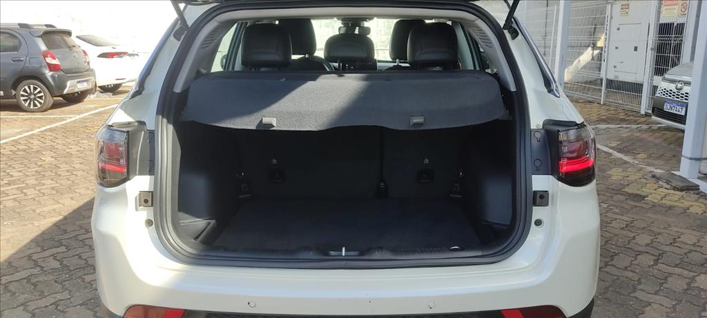 COMPASS 1.3 T270 TURBO FLEX LIMITED AT68