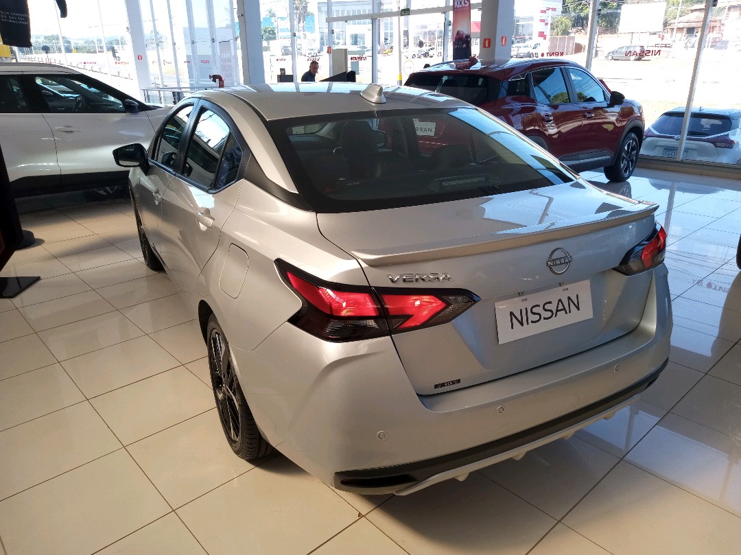 VERSA 1.6 16V FLEX EXCLUSIVE XTRONIC3