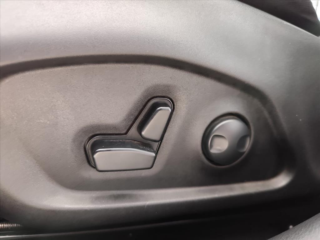 COMMANDER 1.3 T270 TURBO FLEX LONGITUDE AT615