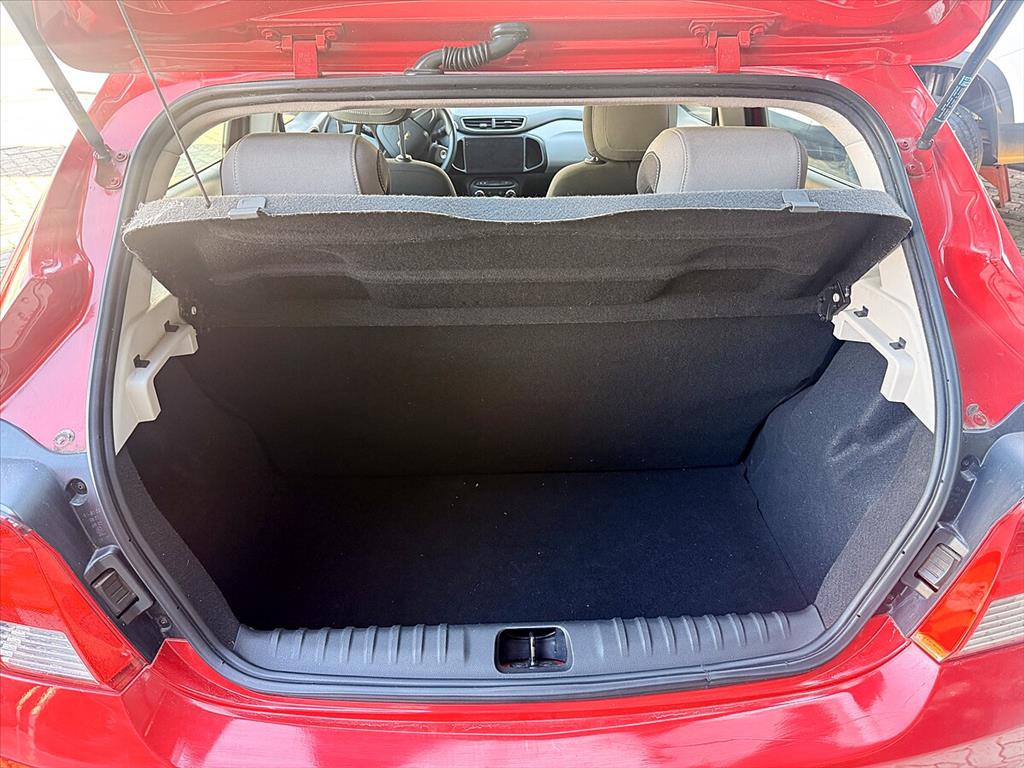 Chevrolet Onix - 1.0 MPFI LT 8V FLEX 4P MANUAL