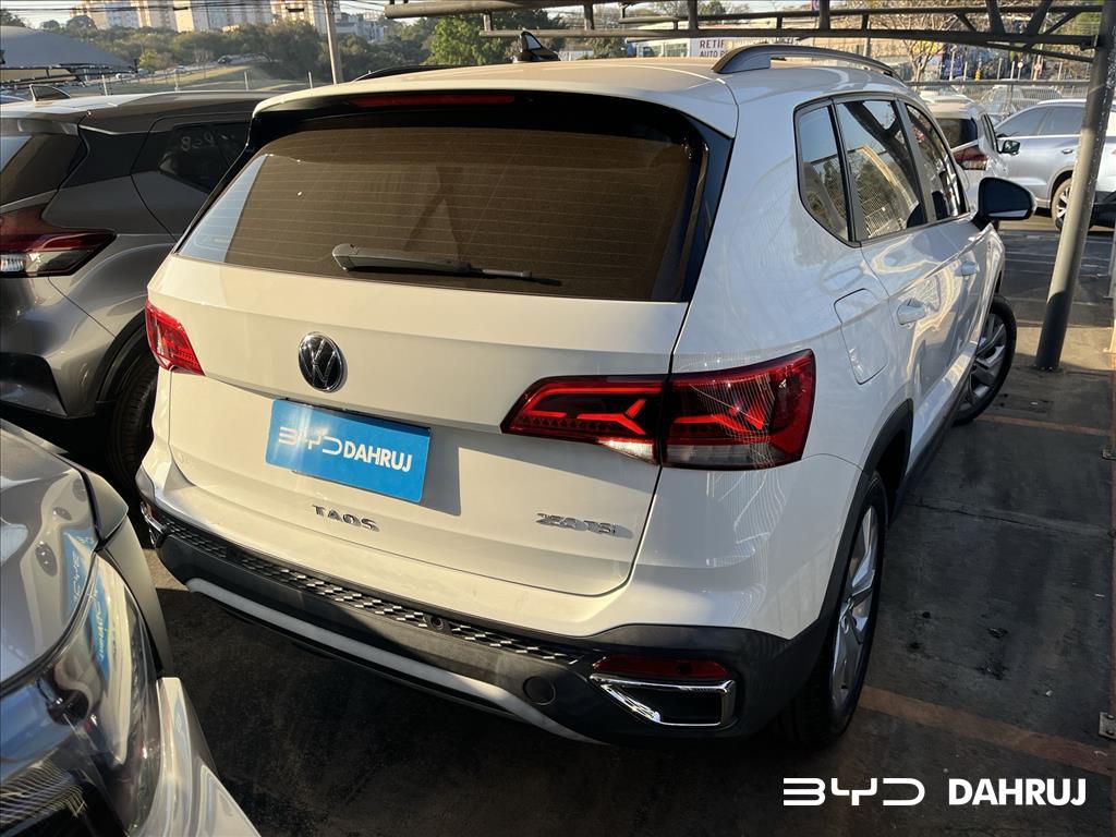 TAOS 1.4 250 TSI TOTAL FLEX COMFORTLINE AUTOMÁTICO17