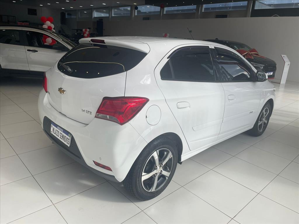 ONIX 1.4 MPFI LTZ 8V FLEX 4P MANUAL9
