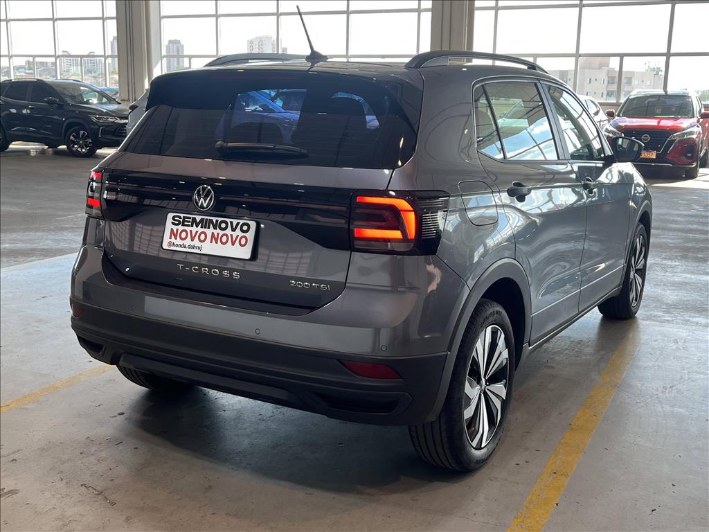 T-CROSS 1.0 200 TSI TOTAL FLEX AUTOMÁTICO5
