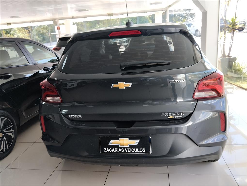 ONIX 1.0 TURBO FLEX PREMIER AUTOMÁTICO4