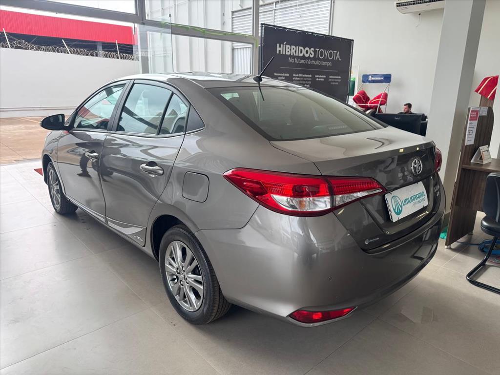 YARIS 1.5 16V FLEX SEDAN XL PLUS CONNECT MULTIDRIVE5