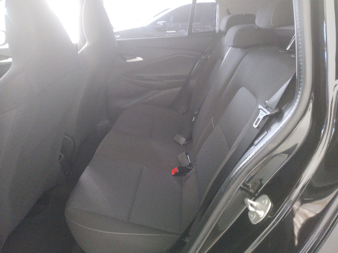 GM - Chevrolet-ONIX-1.0 FLEX LT MANUAL