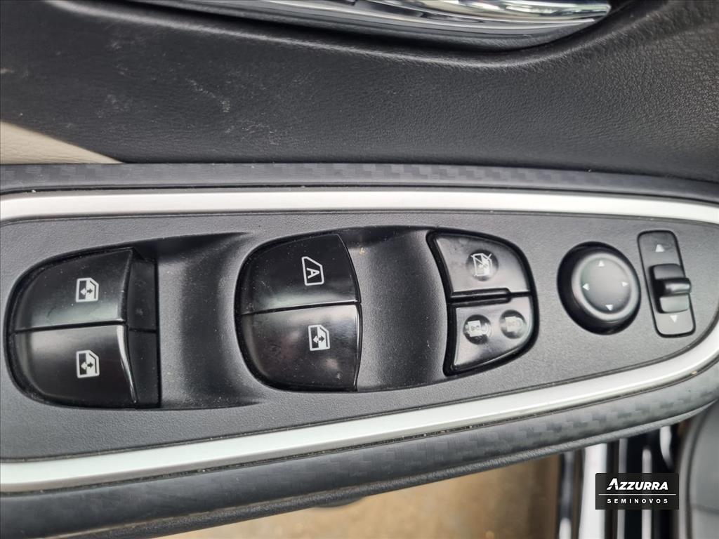 VERSA 1.6 16V FLEX EXCLUSIVE XTRONIC