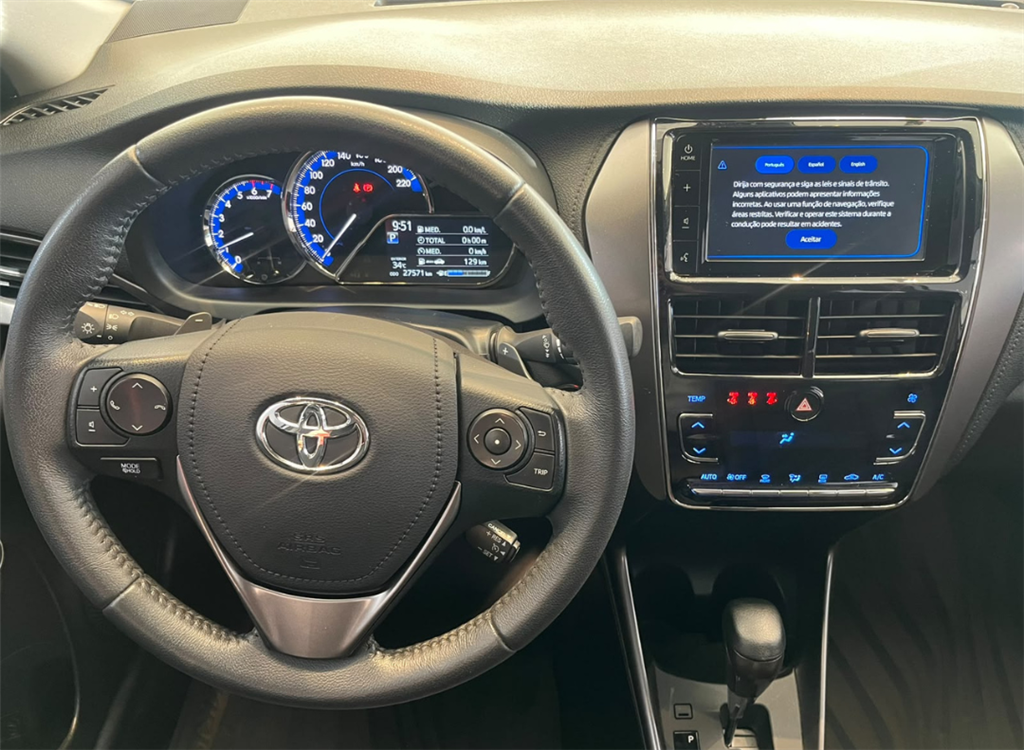 YARIS 1.5 16V FLEX SEDAN XL MULTIDRIVE6