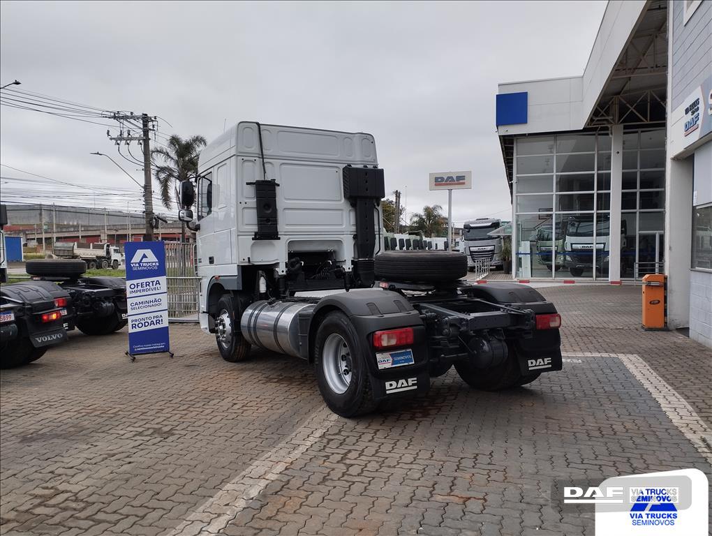 DAF-XF-105 FT 460 4X2