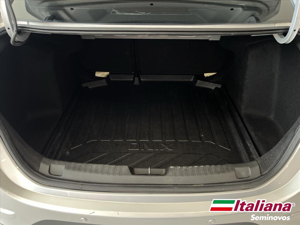 ONIX PLUS 1.0 TURBO FLEX LT AUTOMÁTICO15