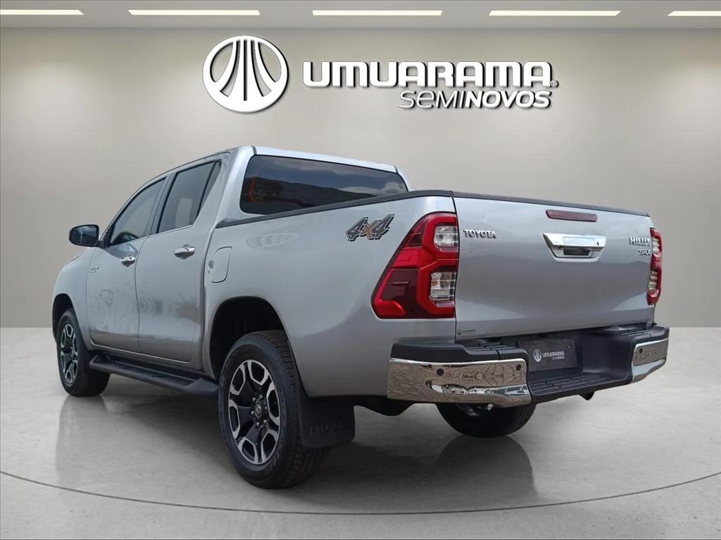 HILUX 2.8 D-4D TURBO DIESEL CD SRX 4X4 AUTOMÁTICO1