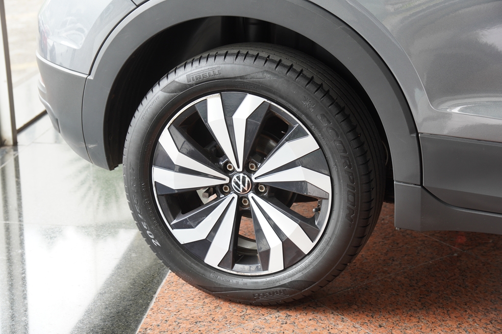 T-CROSS 1.0 200 TSI TOTAL FLEX AUTOMÁTICO2