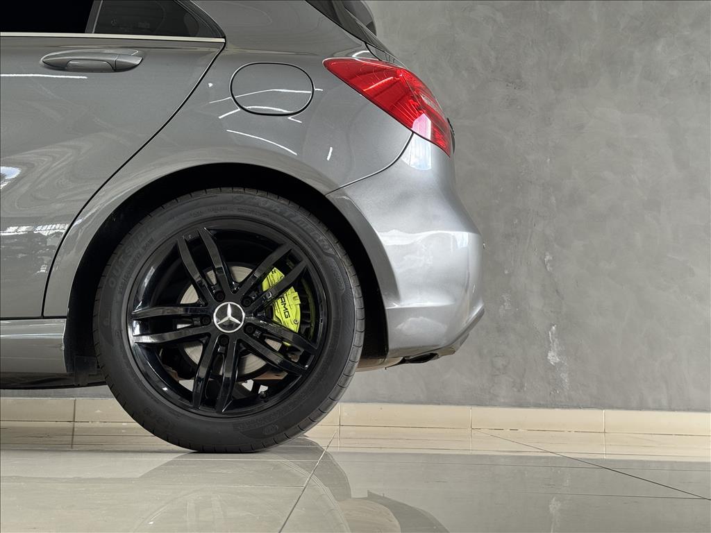 A 200 1.6 TURBO URBAN 16V GASOLINA 4P AUTOMÁTICO6