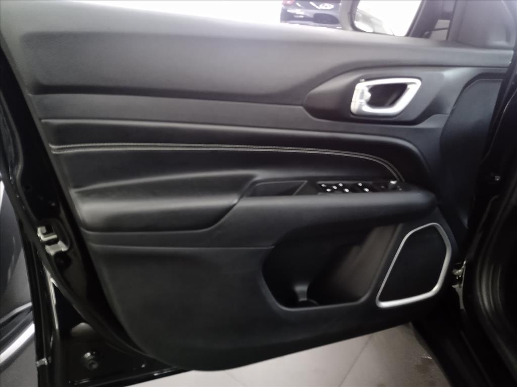 Jeep-COMPASS-1.3 T270 TURBO FLEX LONGITUDE AT6