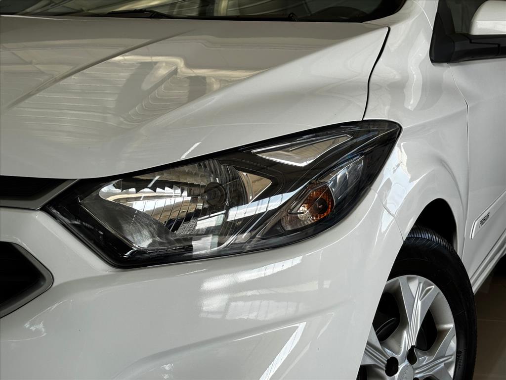 PRISMA 1.4 MPFI LT 8V FLEX 4P MANUAL PRISMA 1.4 MPFI LT 8V FLEX 4P MANUAL