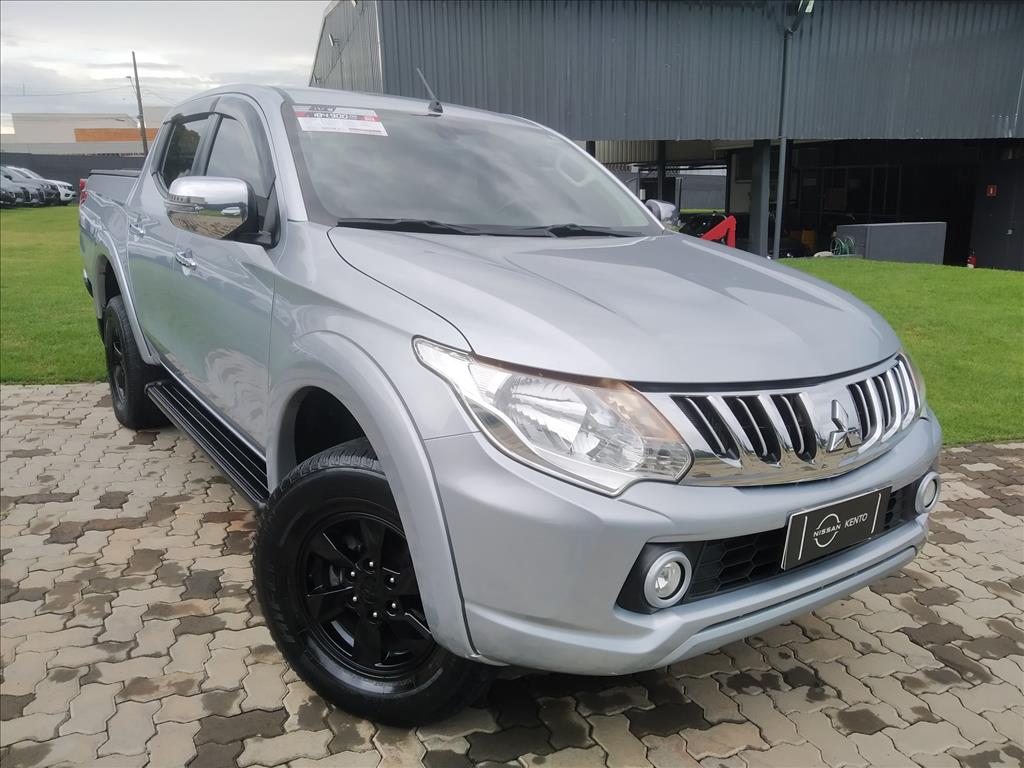 L200 TRITON 2.4 16V TURBO DIESEL SPORT HPE CD 4P 4X4 AUTOMÁTICO L200 TRITON 2.4 16V TURBO DIESEL SPORT HPE CD 4P 4X4 AUTOMÁTICO