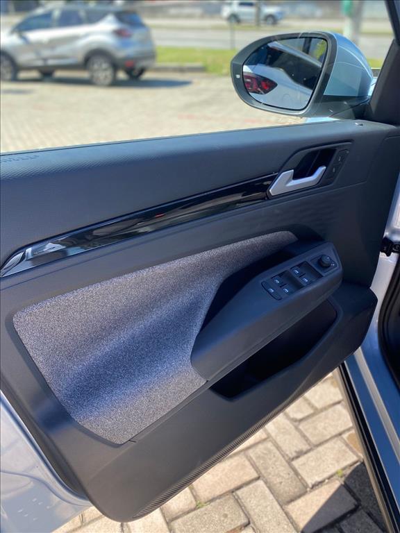 VW - Volkswagen-TERA-1.0 170 TSI MANUAL