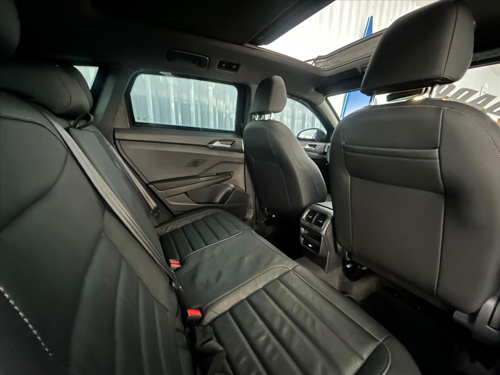 TAOS 1.4 250 TSI TOTAL FLEX HIGHLINE AUTOMÁTICO18