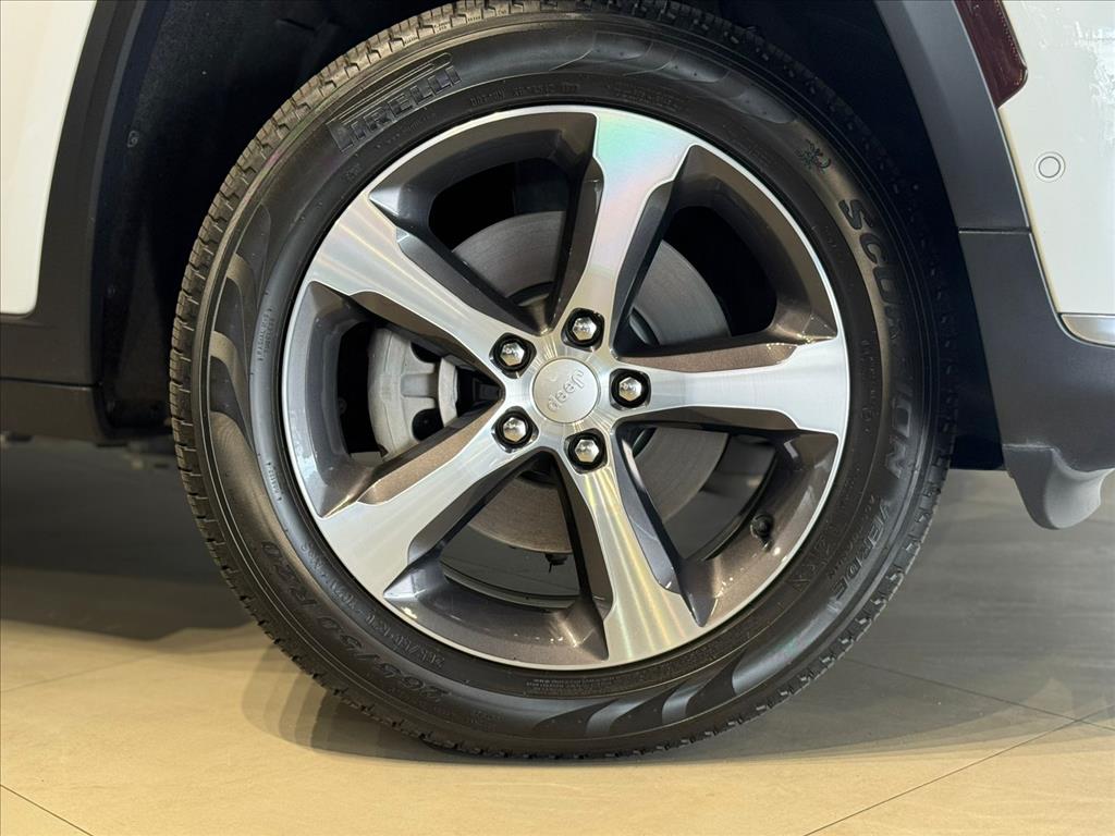 GRAND CHEROKEE 2.0 TURBO HÍBRIDO 4XE AT81