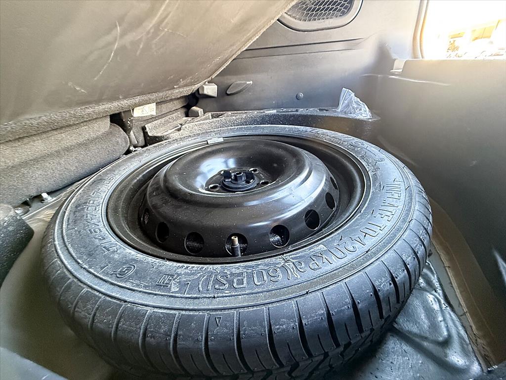 Jeep Renegade - 1.8 16V FLEX LONGITUDE 4P AUTOMÁTICO