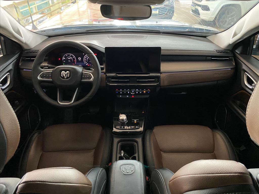 RAMPAGE 2.0 TURBO DIESEL LARAMIE 4X4 AUTOMÁTICO4