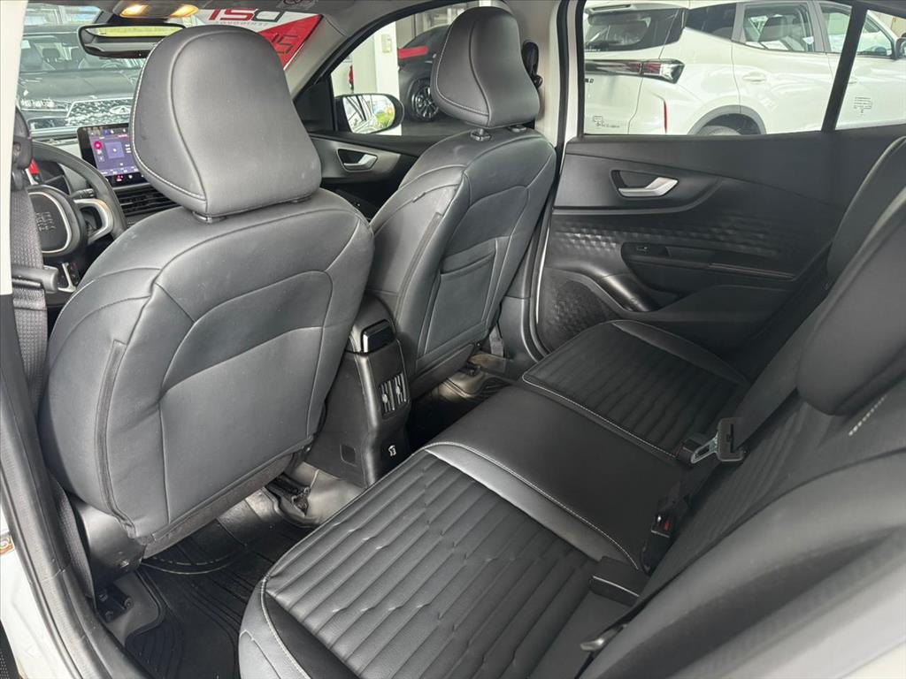 Fiat-FASTBACK-1.0 TURBO 200 HYBRID AUDACE CVT