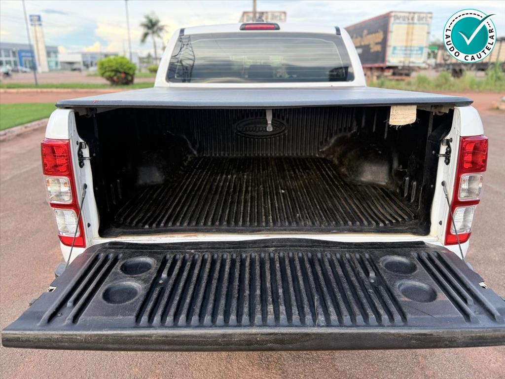RANGER 3.2 XLT 4X4 CD 20V DIESEL 4P AUTOMÁTICO10