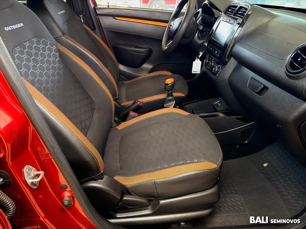 KWID 1.0 12V SCE FLEX OUTSIDER MANUAL15