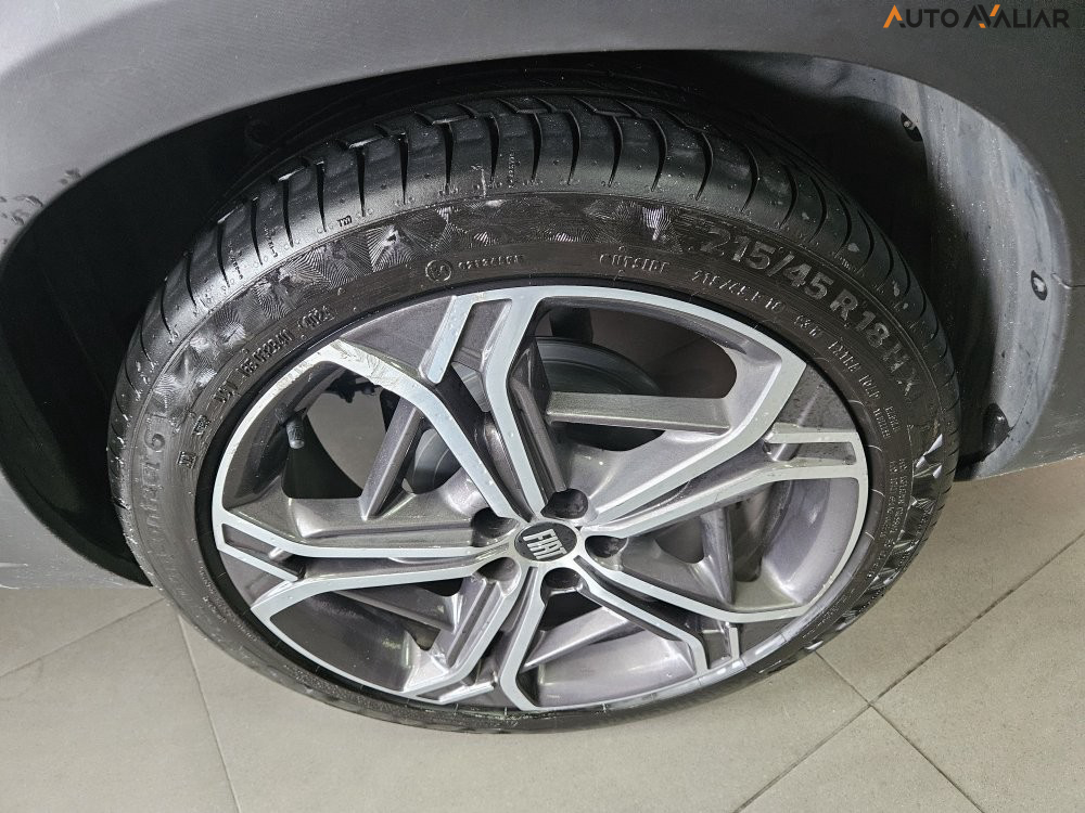 Fiat-FASTBACK-1.0 TURBO 200 FLEX IMPETUS CVT