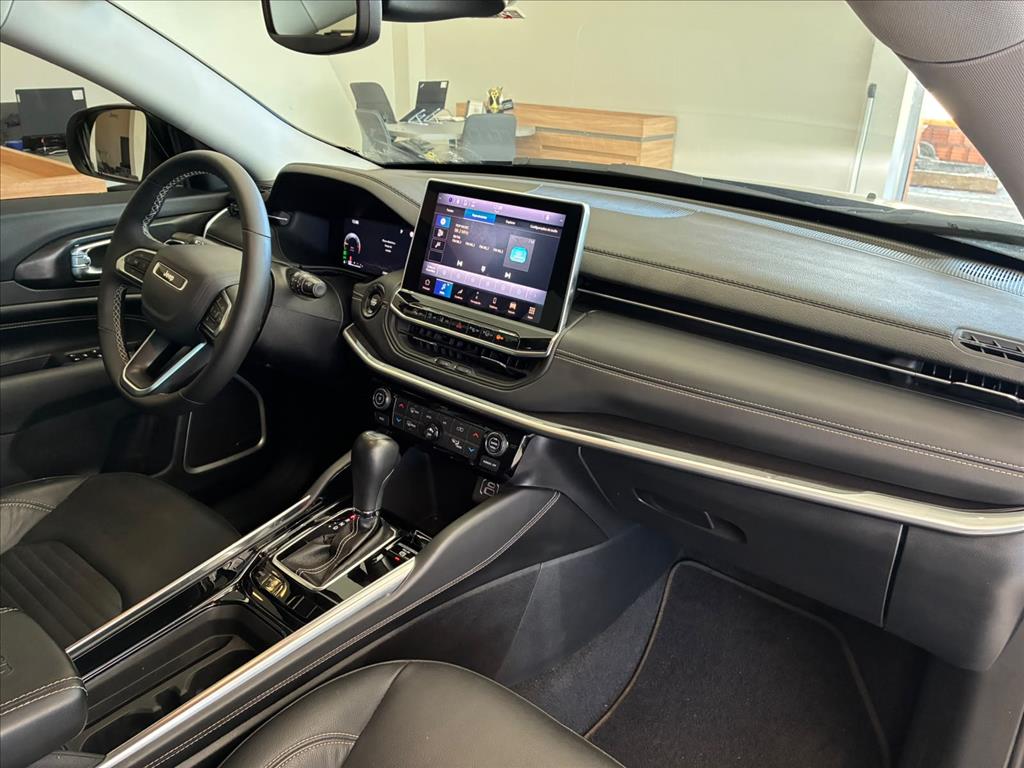 COMMANDER 1.3 T270 TURBO FLEX LONGITUDE AT66