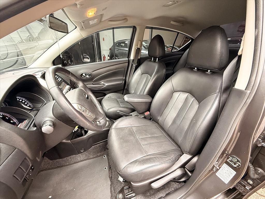 Nissan Versa - 1.6 16V FLEXSTART SL 4P XTRONIC
