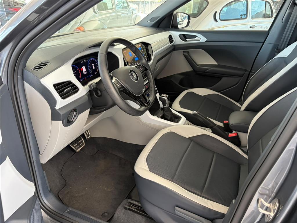 T-CROSS 1.4 250 TSI TOTAL FLEX HIGHLINE AUTOMÁTICO17