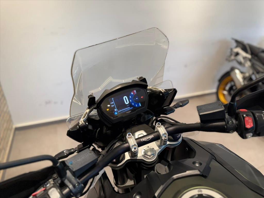 TRIUMPH-TIGER-1200 XCX