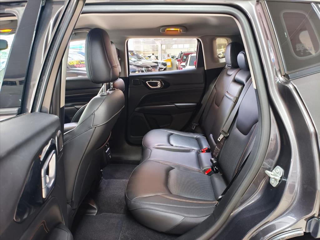 COMPASS 1.3 T270 TURBO FLEX LIMITED AT610