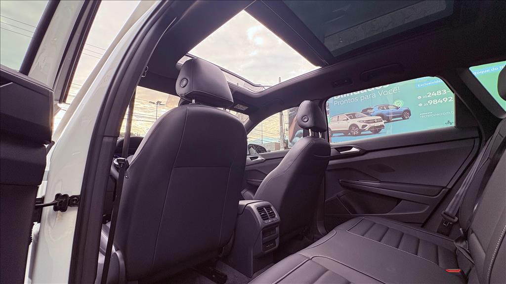 TAOS 1.4 250 TSI TOTAL FLEX HIGHLINE AUTOMÁTICO17