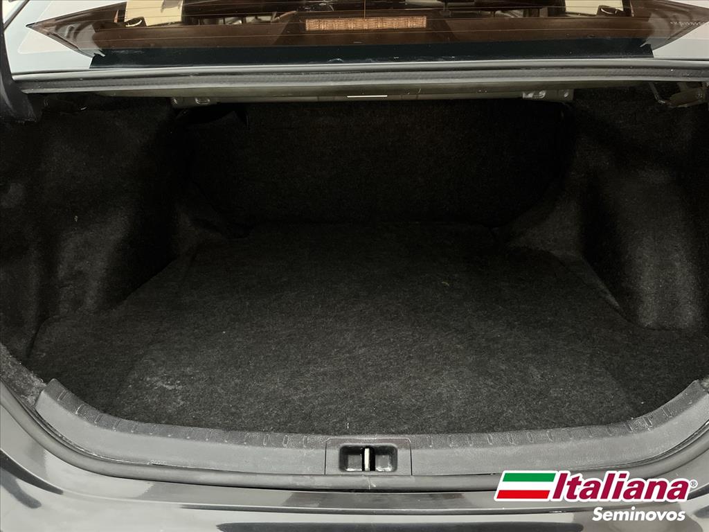 COROLLA 1.8 GLI 16V FLEX 4P AUTOMÁTICO15