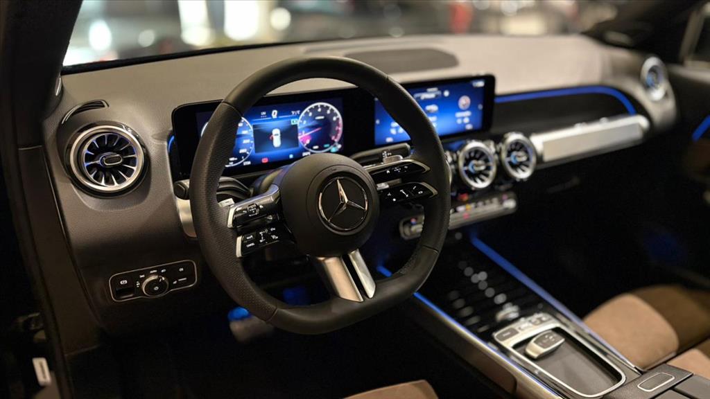 GLB 220 2.0 MHEV AMG LINE 4MATIC 8G-DCT3