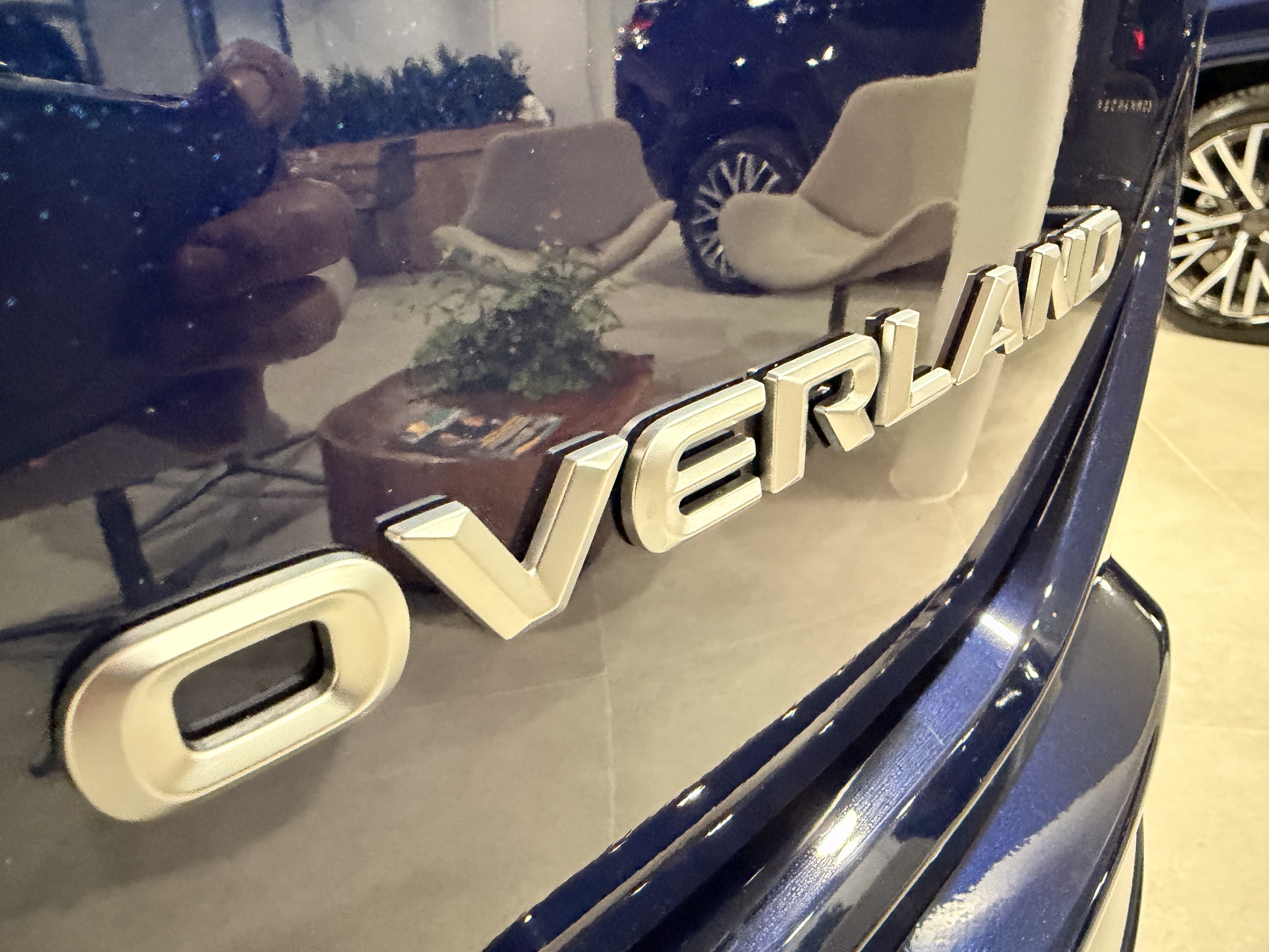 COMMANDER 2.2 TURBO DIESEL OVERLAND AT917