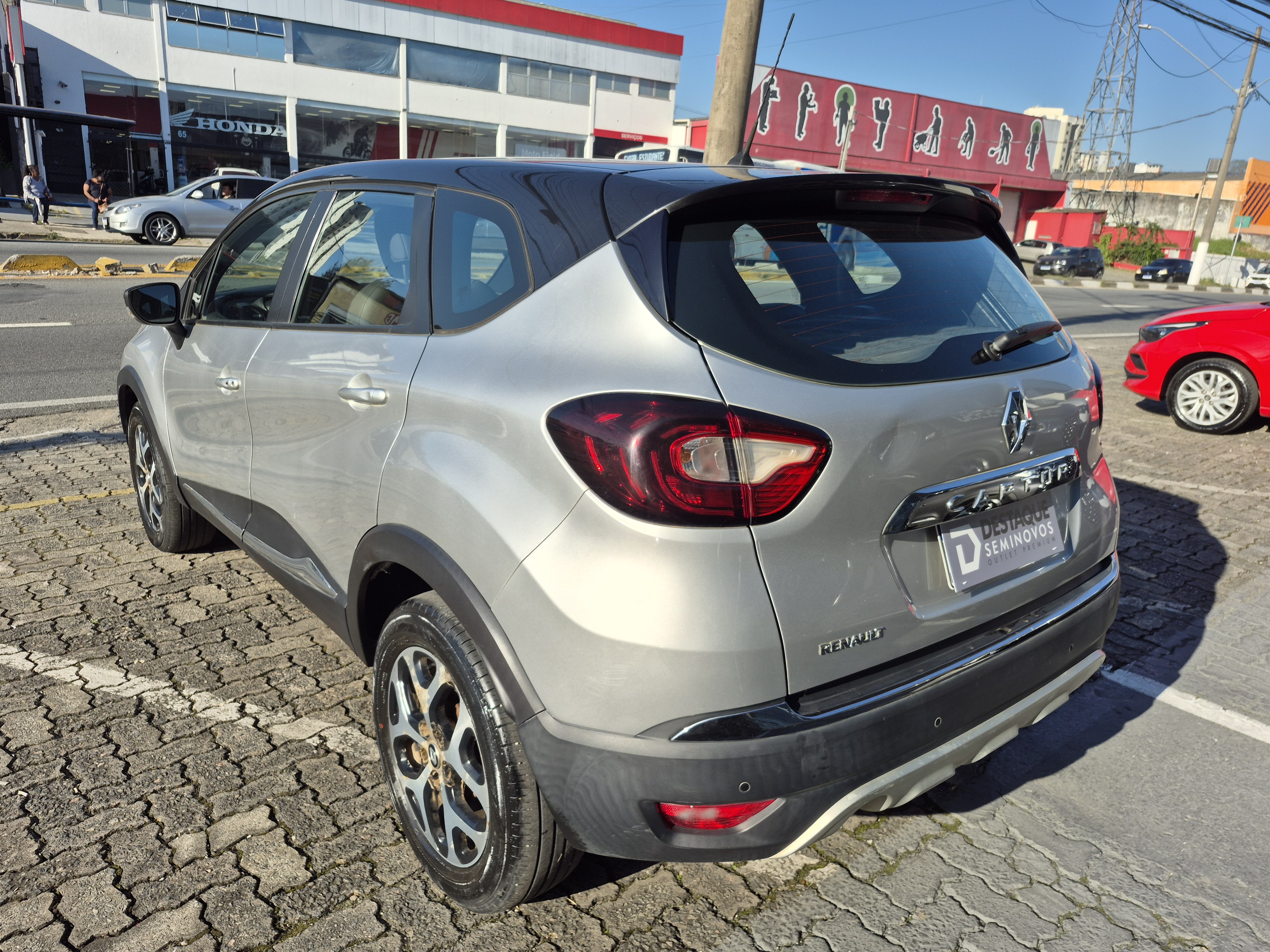 RENAULT CAPTUR