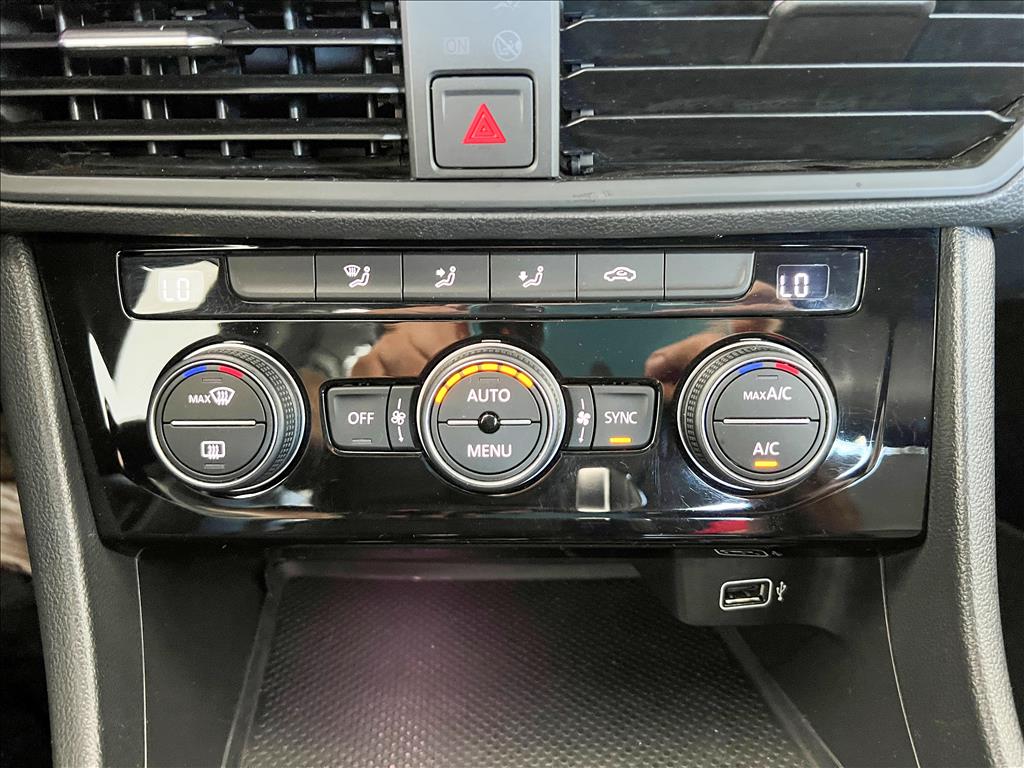 JETTA 1.4 250 TSI TOTAL FLEX R-LINE TIPTRONIC14