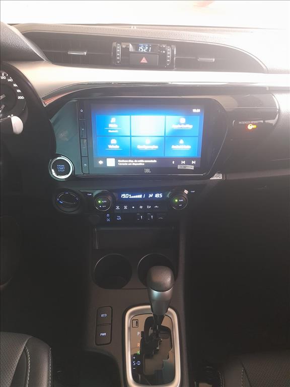 HILUX 2.8 D-4D TURBO DIESEL CD SRX 4X4 AUTOMÁTICO8