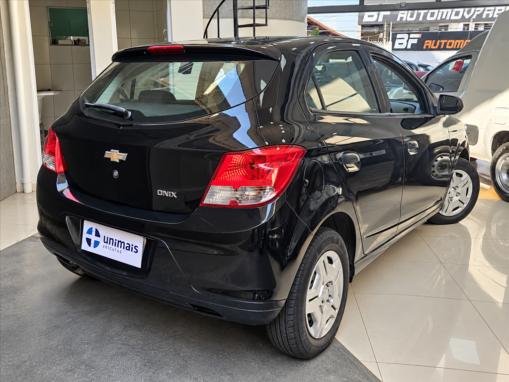 CHEVROLET ONIX 1.0 MPFI JOY 8V FLEX 4P MANUAL — foto 5