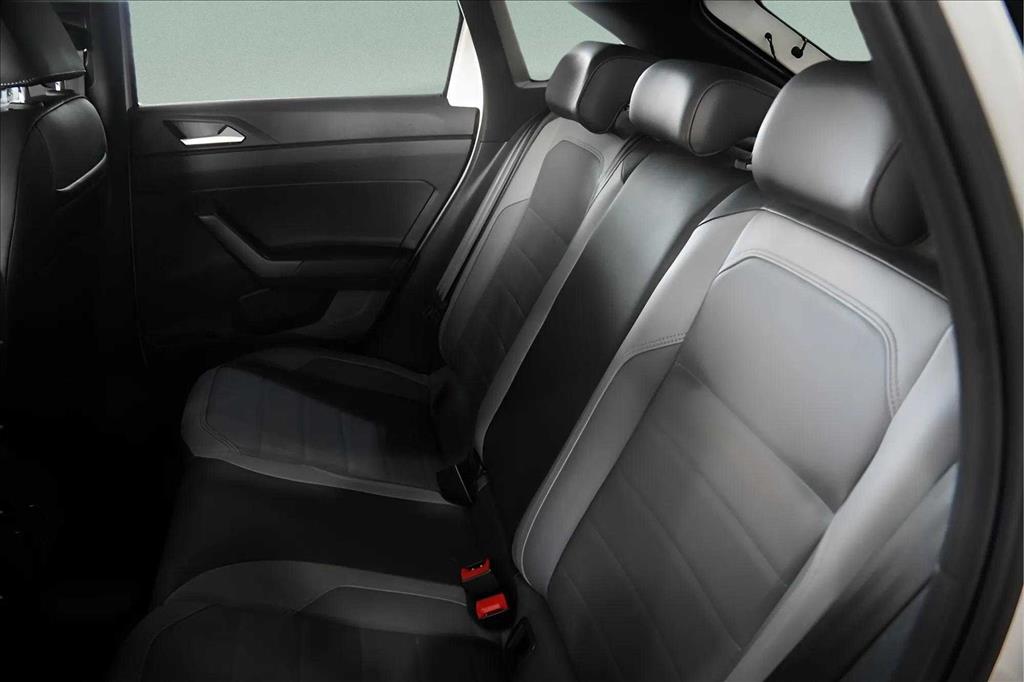 NIVUS 1.0 200 TSI TOTAL FLEX HIGHLINE AUTOMÁTICO10