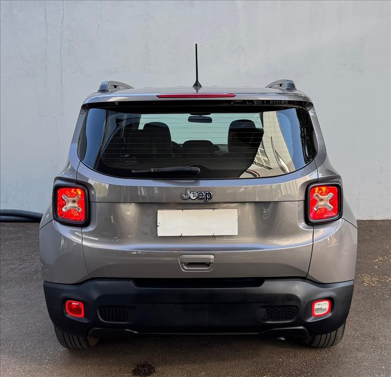 RENEGADE 1.8 16V FLEX 4P AUTOMÁTICO3