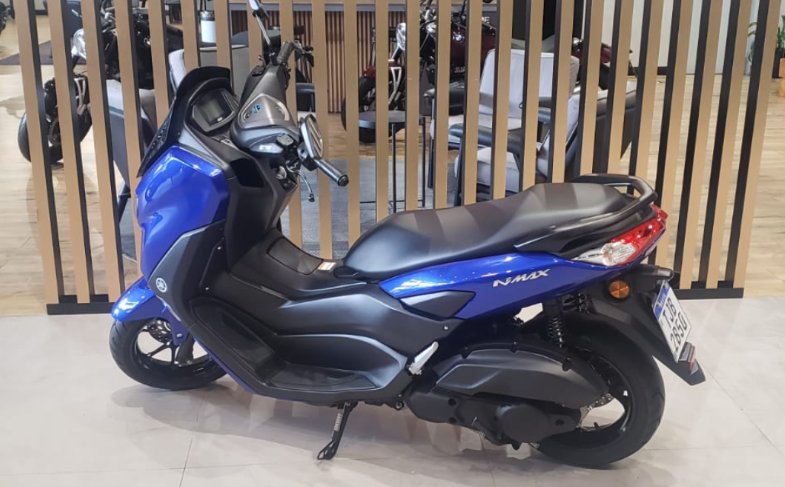 YAMAHA-NMAX-CONNECTED 160 ABS