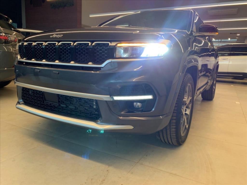 COMMANDER 1.3 T270 TURBO FLEX OVERLAND AT63