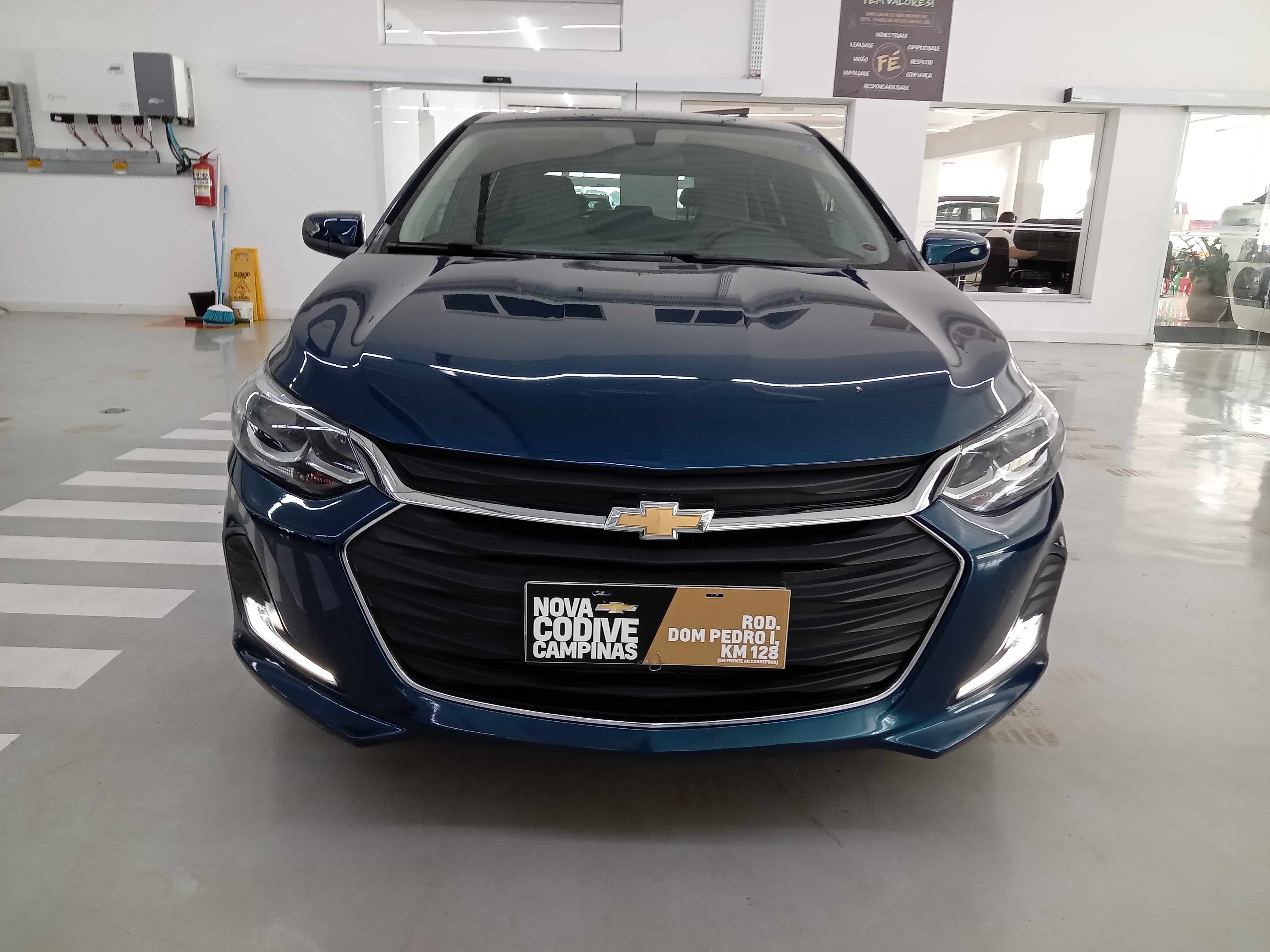 ONIX 1.0 TURBO FLEX PREMIER AUTOMÁTICO4