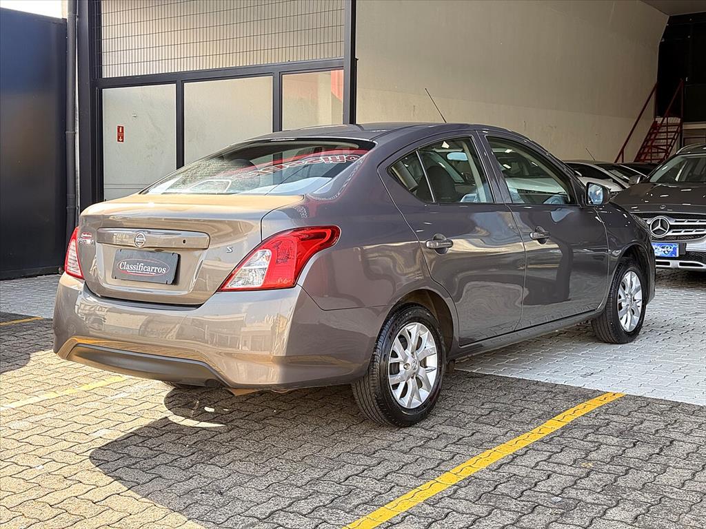 Nissan Versa - 1.0 12V FLEX S 4P MANUAL